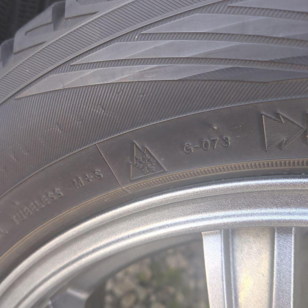 エルグランドE52 スタッドレス ヨコハマタイヤ 215/60R17