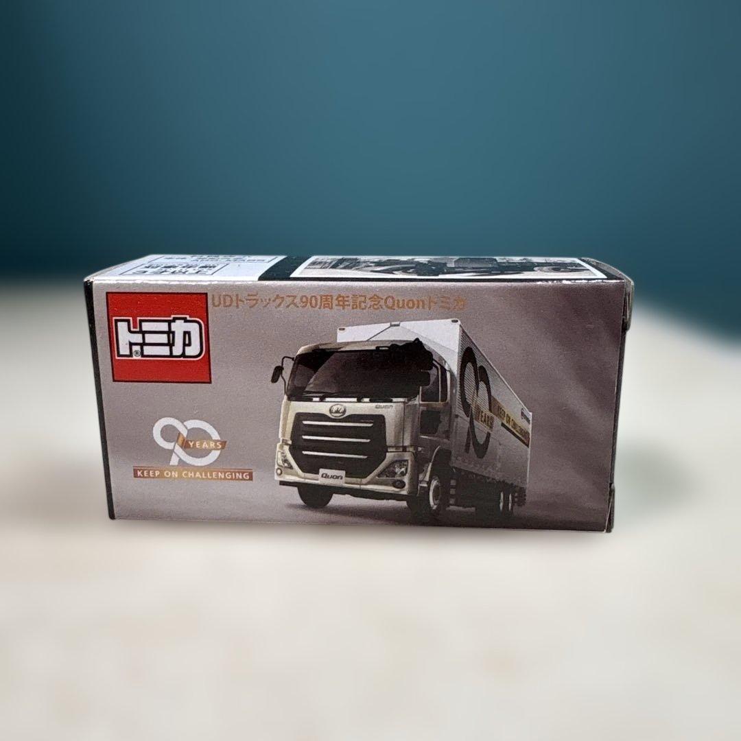 【 ★ 非売品 ★ 】トミカ UDトラックス 90周年記念 クオン