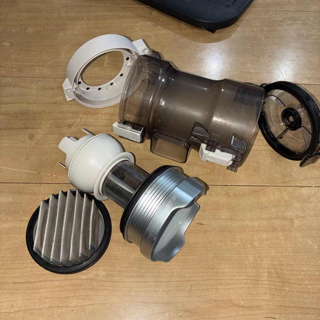 Panasonic コードレス掃除機 MC‐VKS8200 2020年製