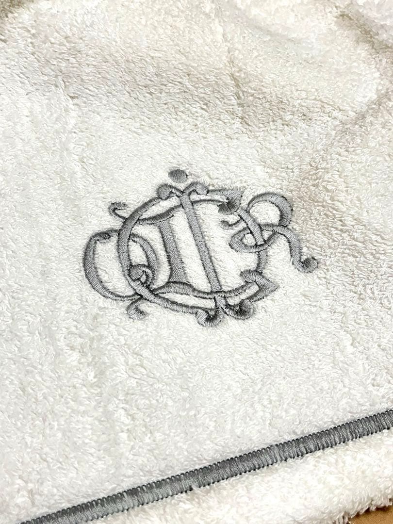 パリDIOR本店で購入★バスタオル