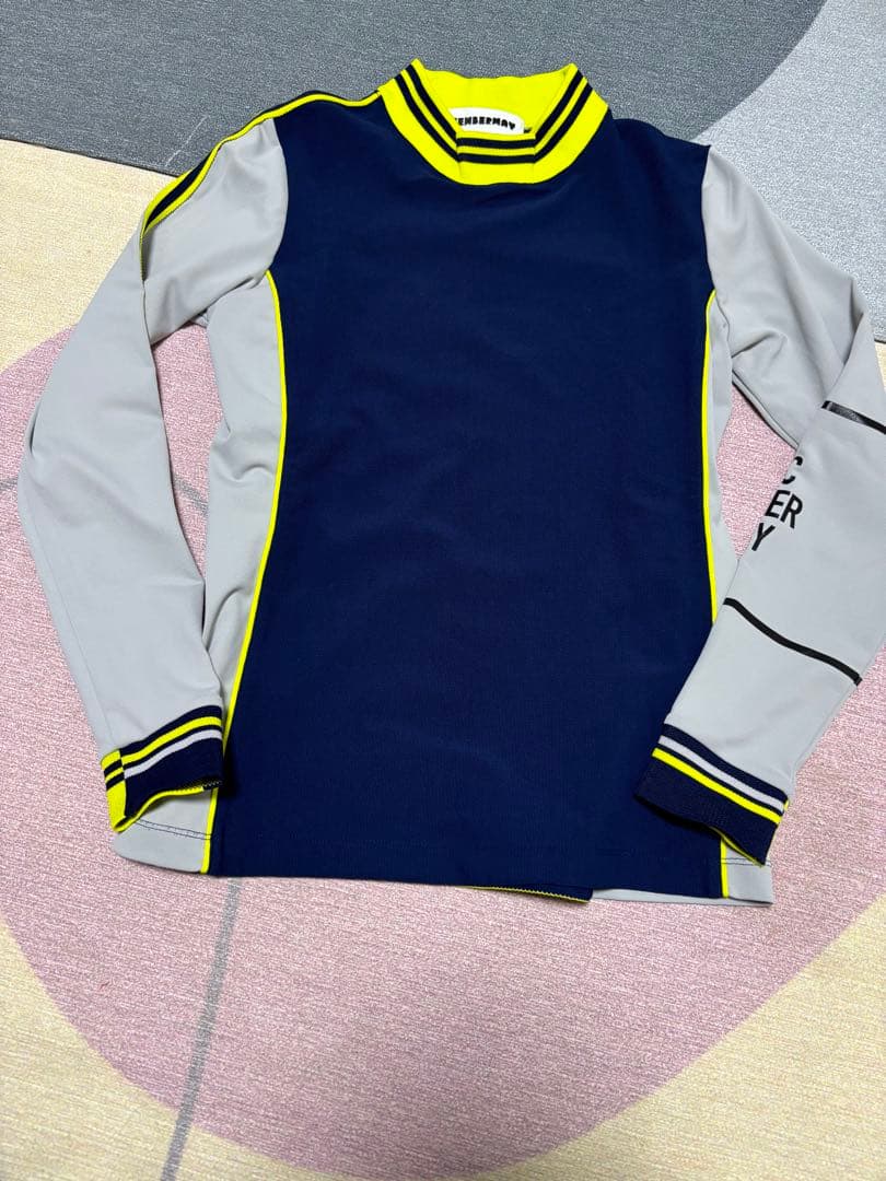 ディセンバーメイネイビー グレー 長袖 ハイネック ウェア