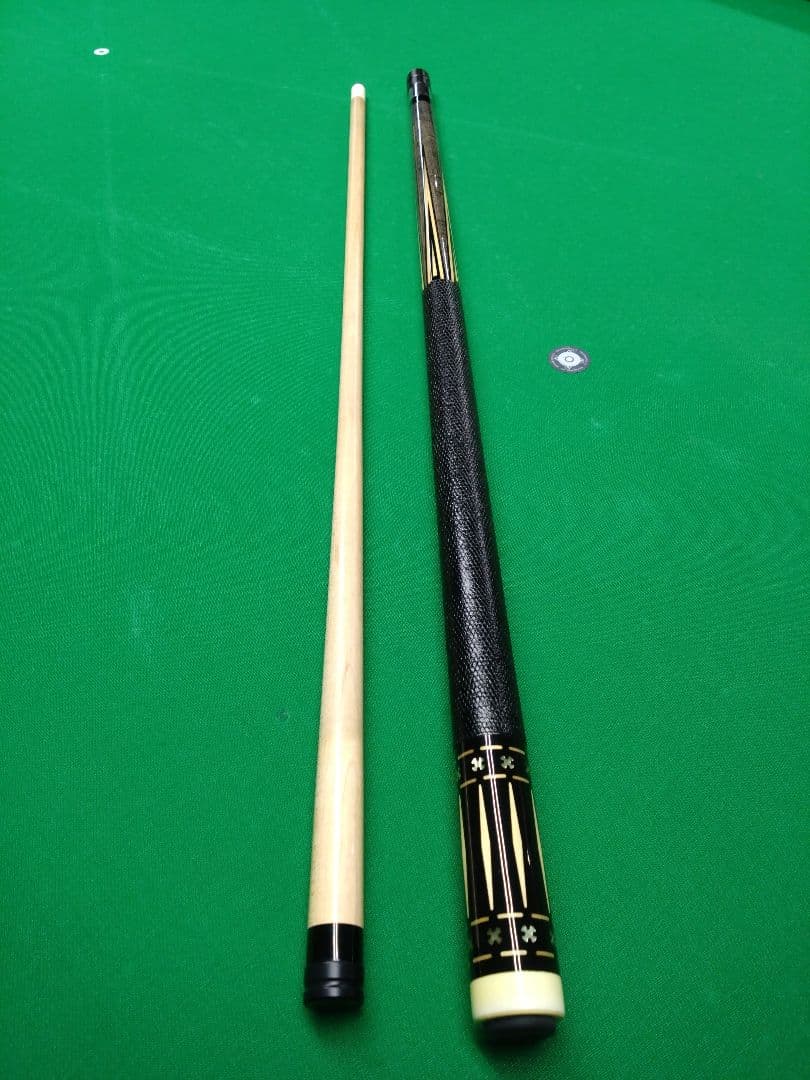 JOSSキュー 　2☓4キューケース付き　美品！