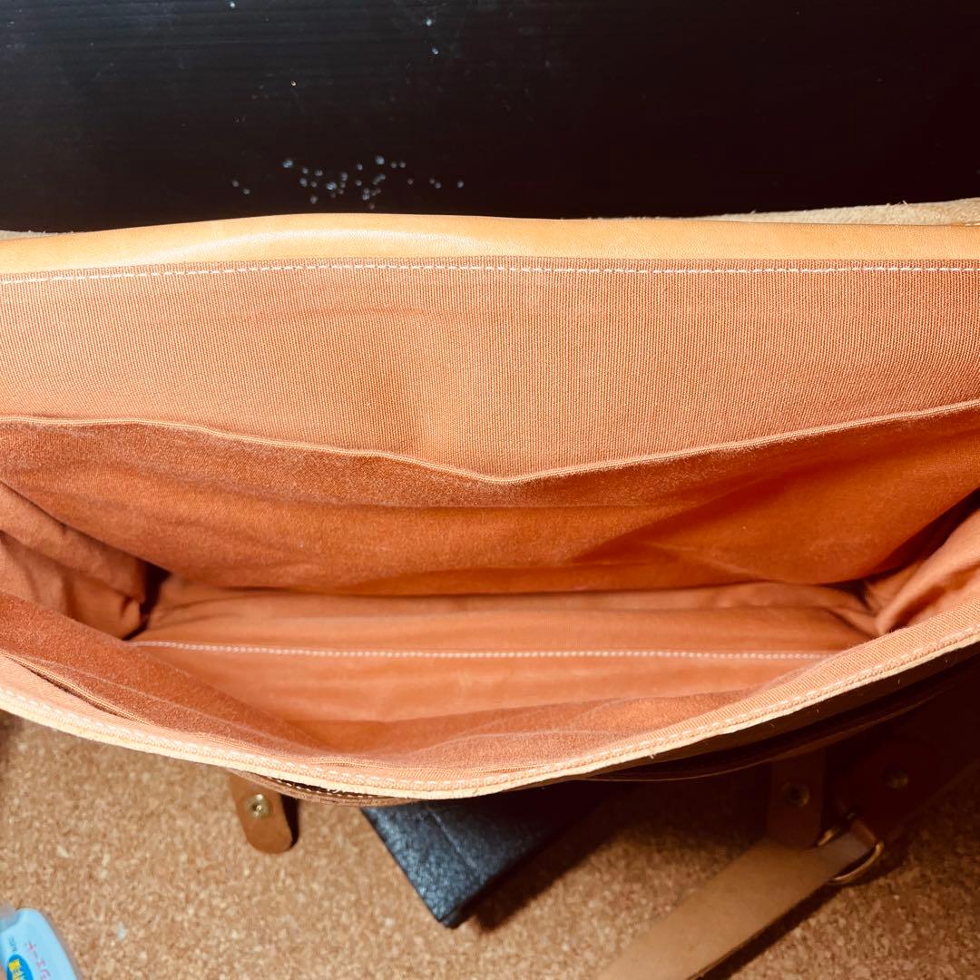 ILBiSONTEレザー本革メンズ2wayショルダーハンドバッグ／ブラウン