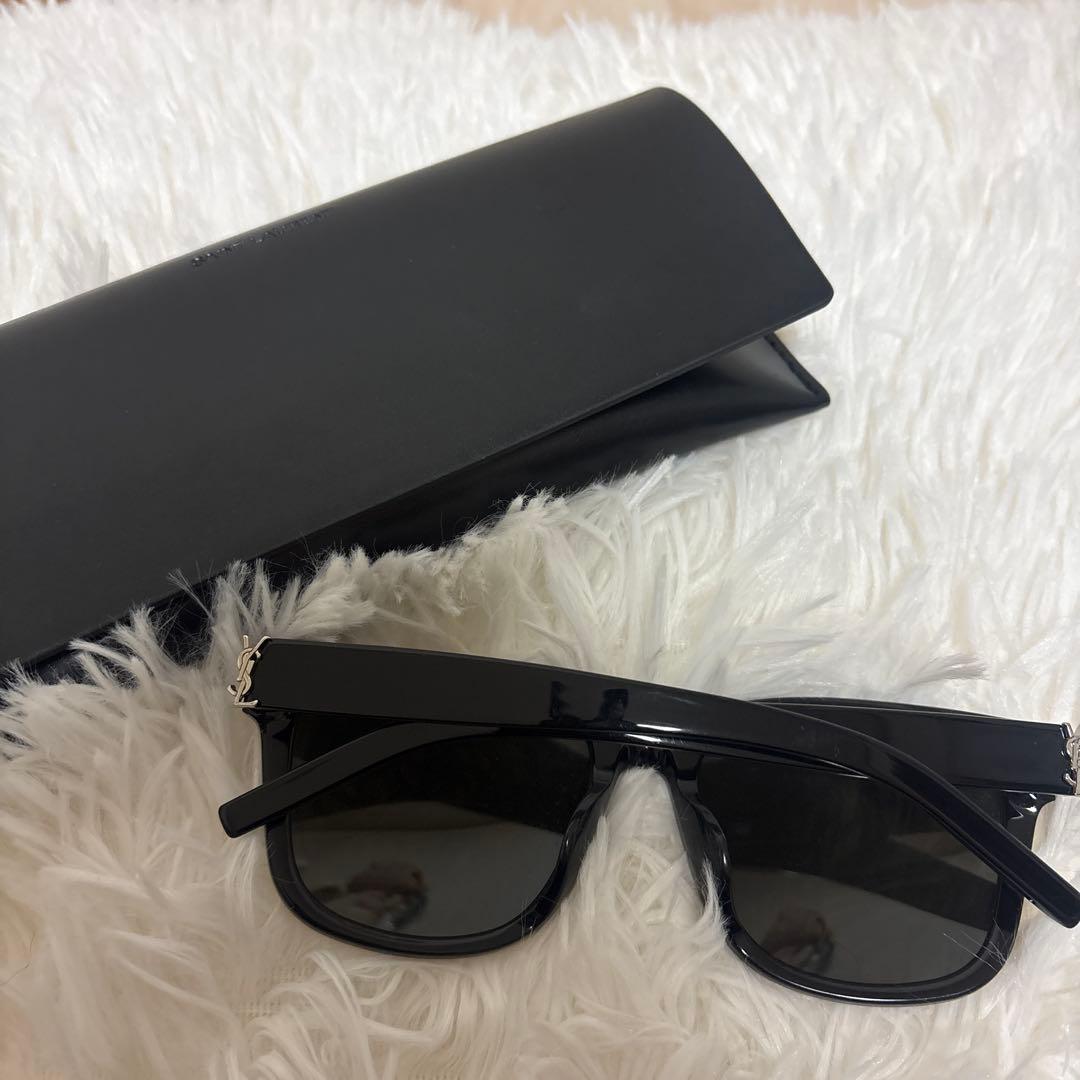 う*り様 サンローラン　サングラス　シルバー