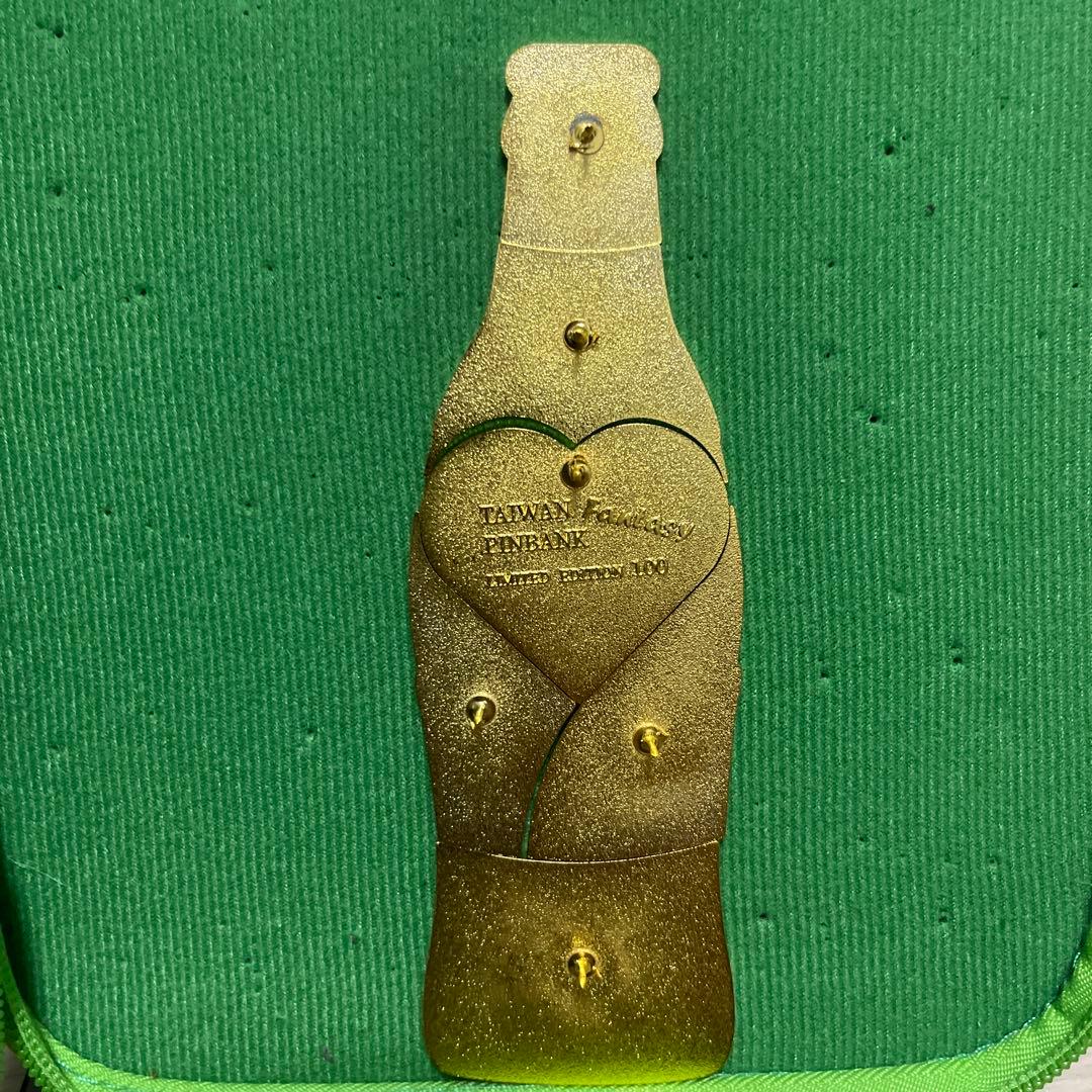 Coca-Cola スティッチ ボトル型　ピンズ　6個セット