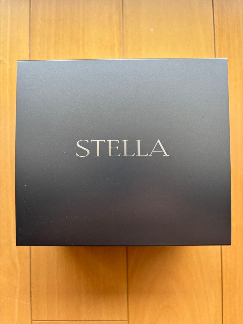 【新品未開封品】シマノ22 ステラ C3000MHGスピニングリール