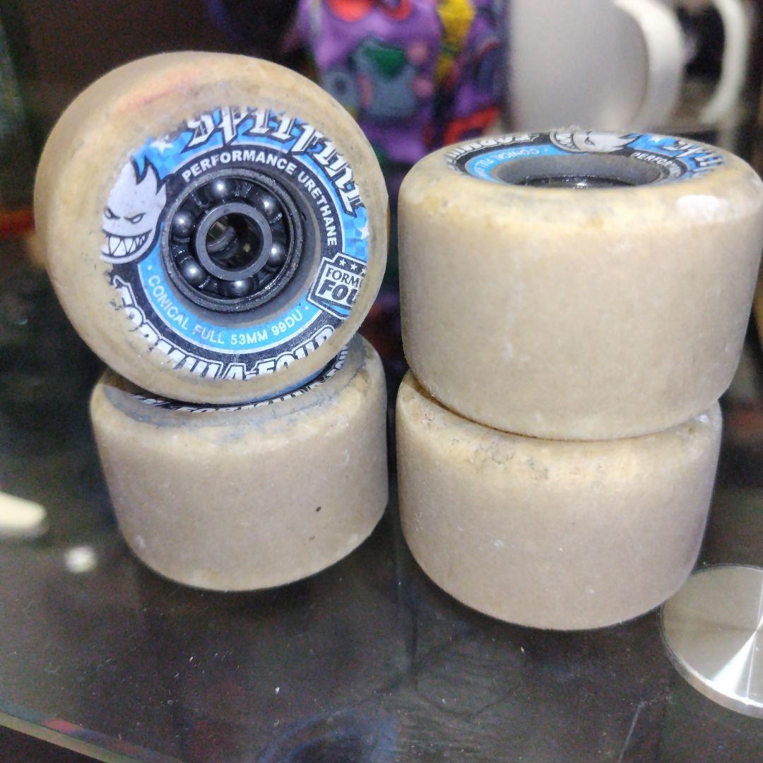 THUNDER TRUCKS SPITFIRE ウィール セット