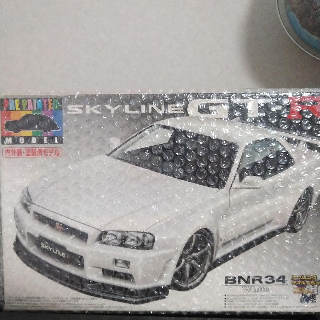 青島1/24スカイラインGT-R34プリペイントモデルホワイト