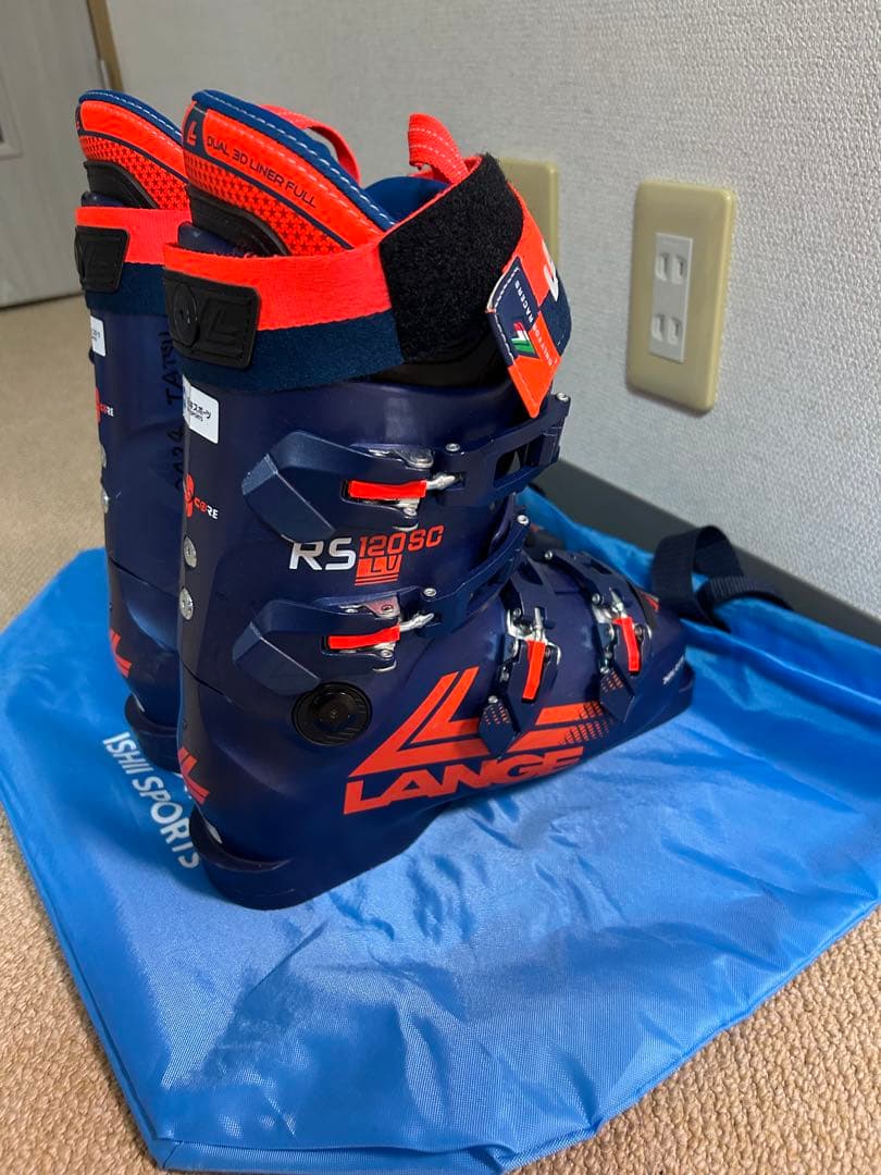 LANGE RS 120 スキー ブーツ