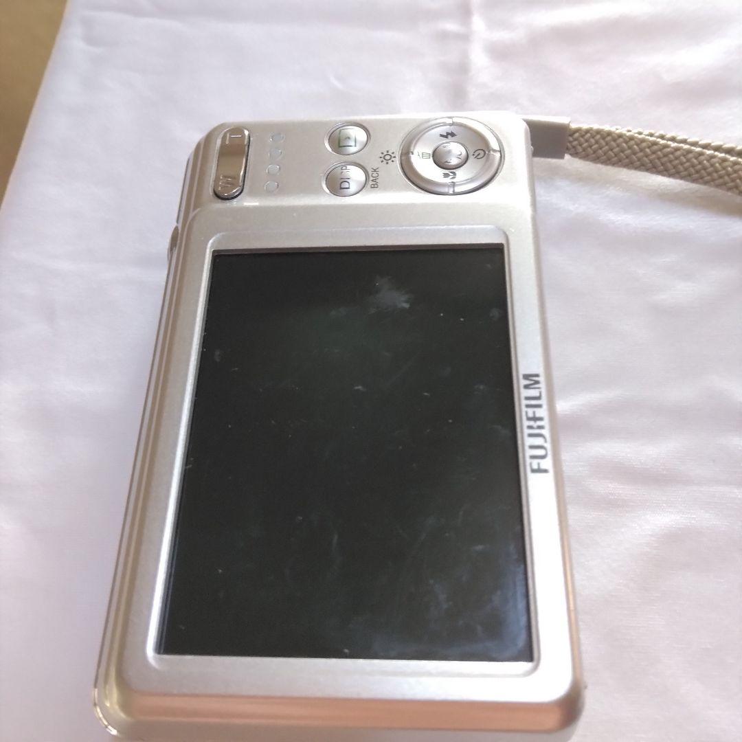 動作確認済み FUJIFILM FINEPIX J30 コンパクトデジタルカメラ