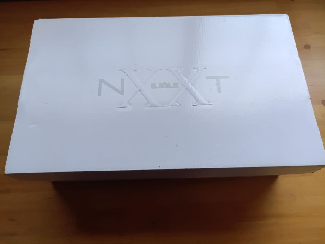 Nike バスケットボールシューズ オレンジ/ブルー　レブロン