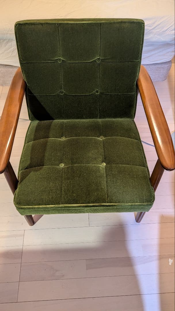 カリモク60 Kチェア　1シーターモケットグリーン