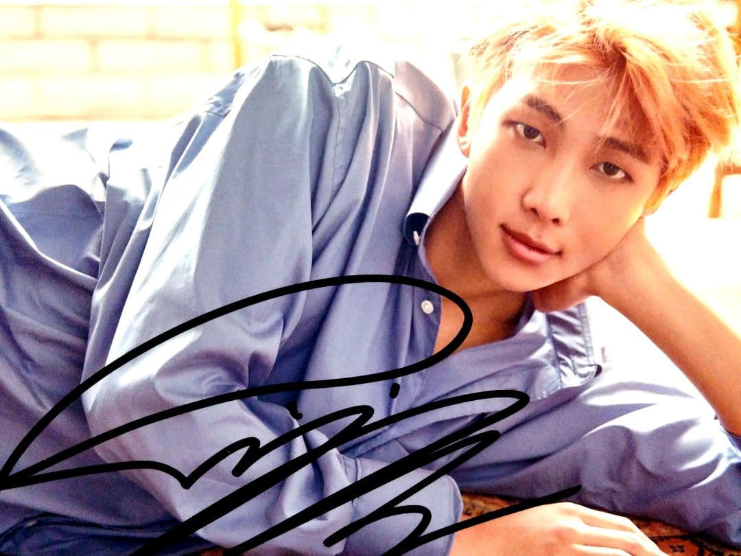 セール中…RM直筆サイン入り2Lサイズ写真‥BTS…防弾少年団…1