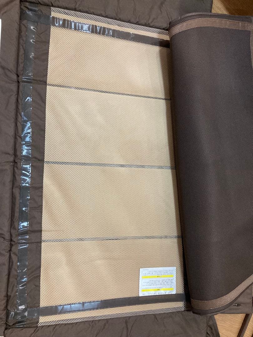 Apricaココネル エアー プラス チョコレートブラウン ベビーベッド