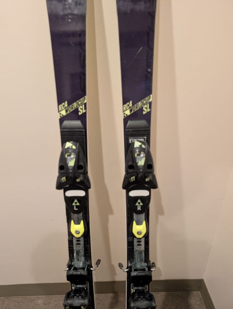 FISCHER RCA SL スキー板 バインディング付き