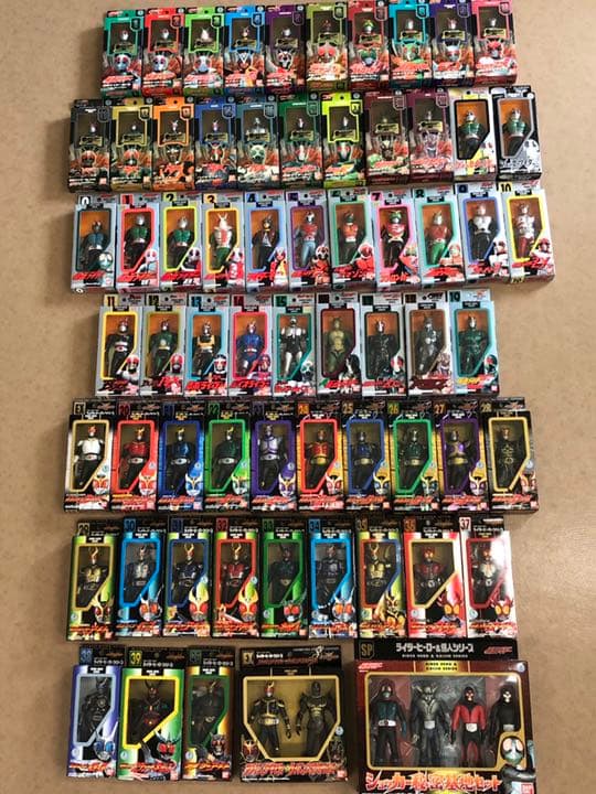 BANDAI・仮面ライダーヒーローシリーズ