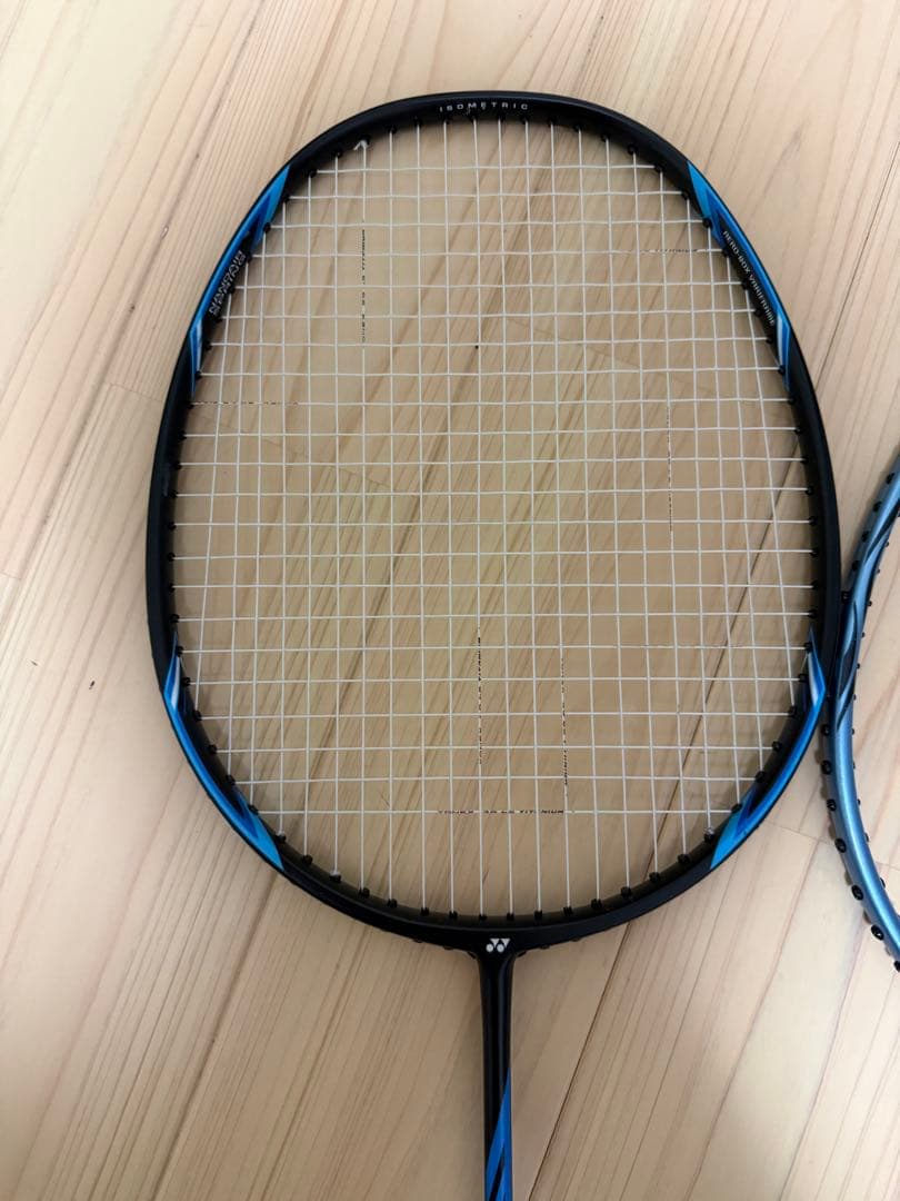 【最安値】バドミントンラケット3本セットケース付き！