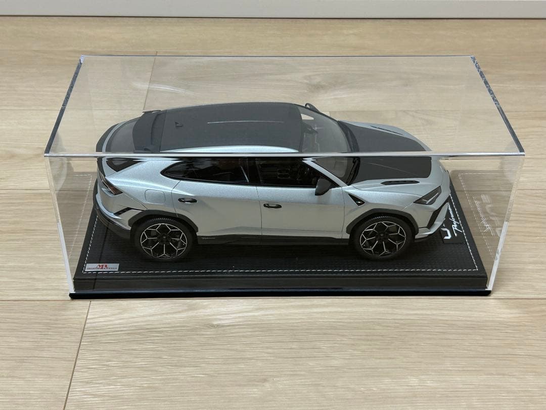 【大幅値下】Lamborghini Urus 1/18 スケールモデル 模型