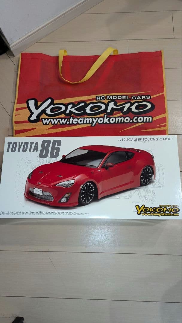ヨコモMR4-TC4WDオンロードカートヨタ86(組み立てキット未塗装車体のみ)