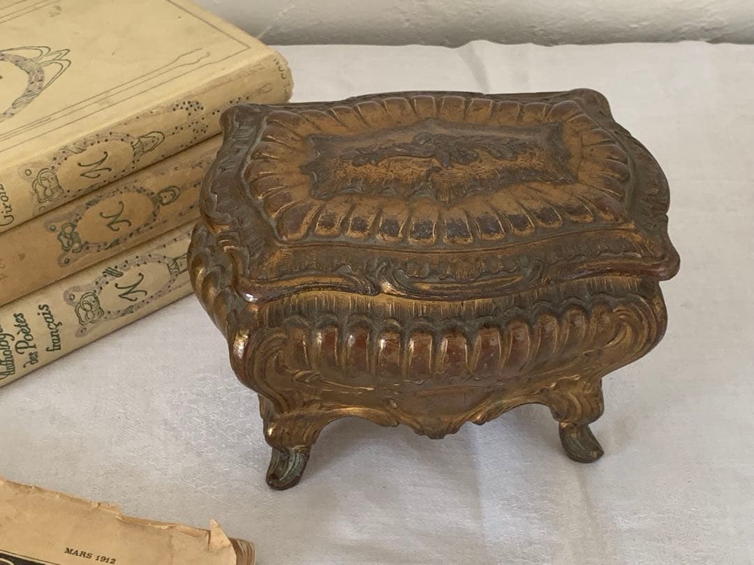 フランスアンティーク　ジュエリーケース　脚付　ブロカント