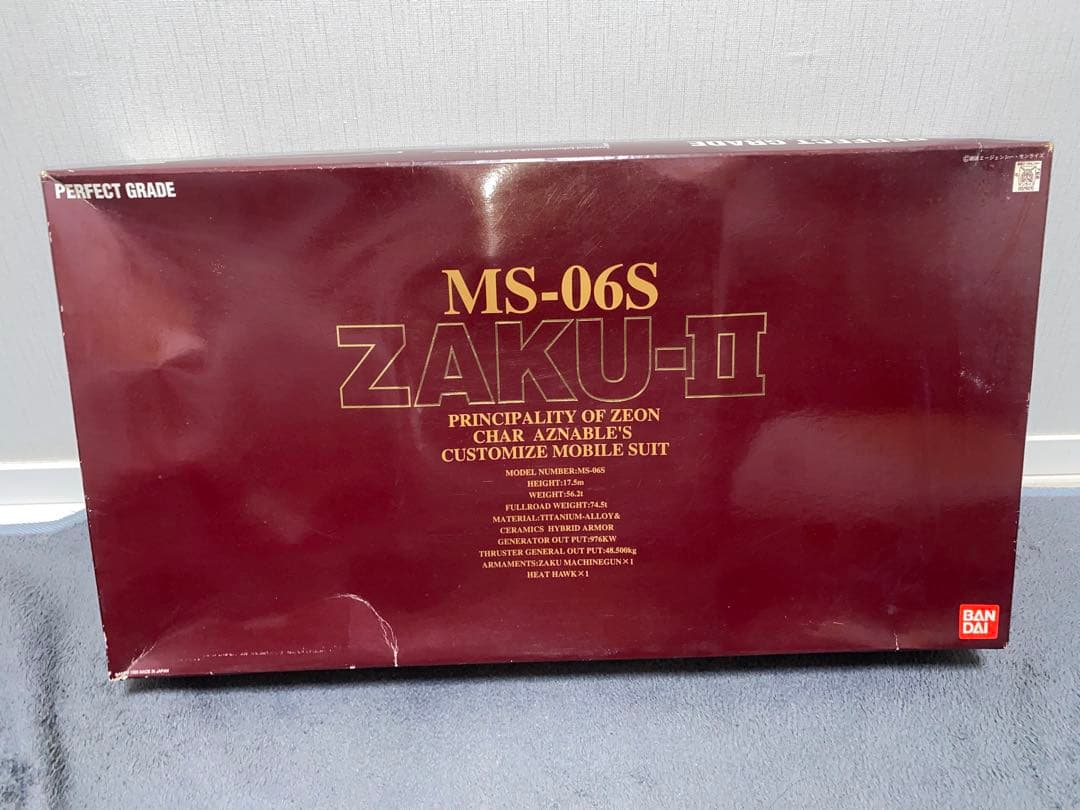 豆*子様 BANDAI MS-06S ZAKU-II PG シャア　ガンプラ　ザ