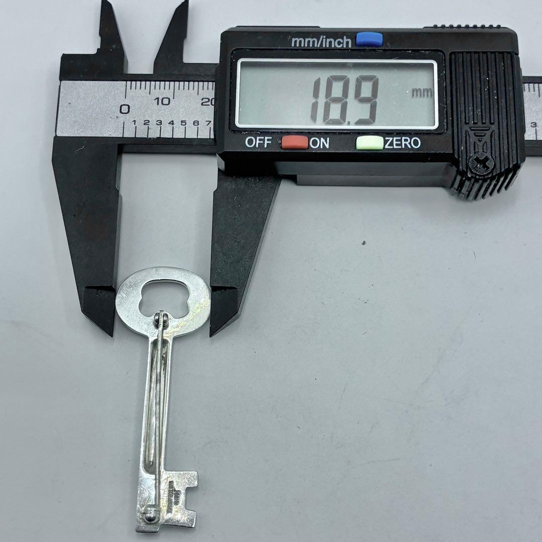 ティファニー キー モチーフ ブローチ シルバー 鍵　ヴィンテージ　希少　美品