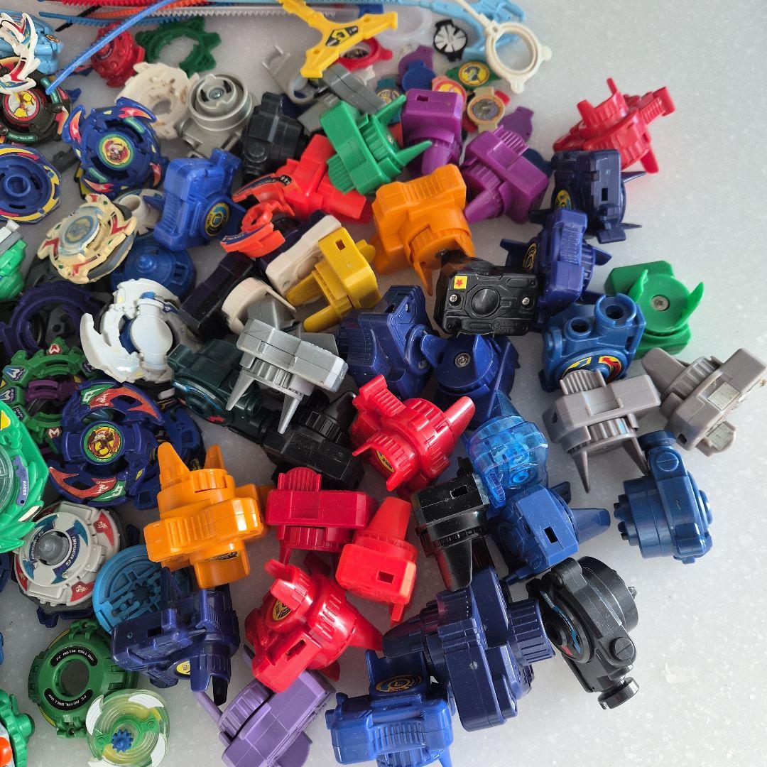 ベイブレード まとめ売り 大量 セット 初期？ 古いもの 色々 ジャンク扱い