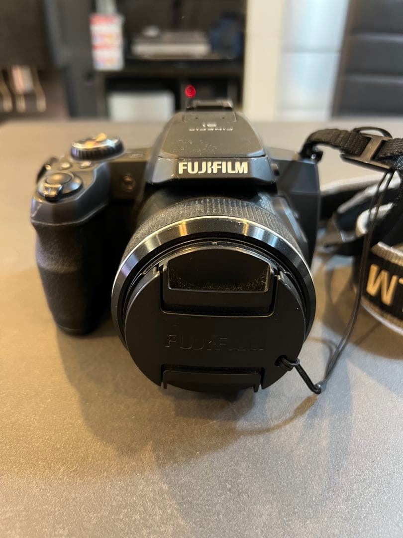 デジタルカメラ K FUJIFILM FinePix S1