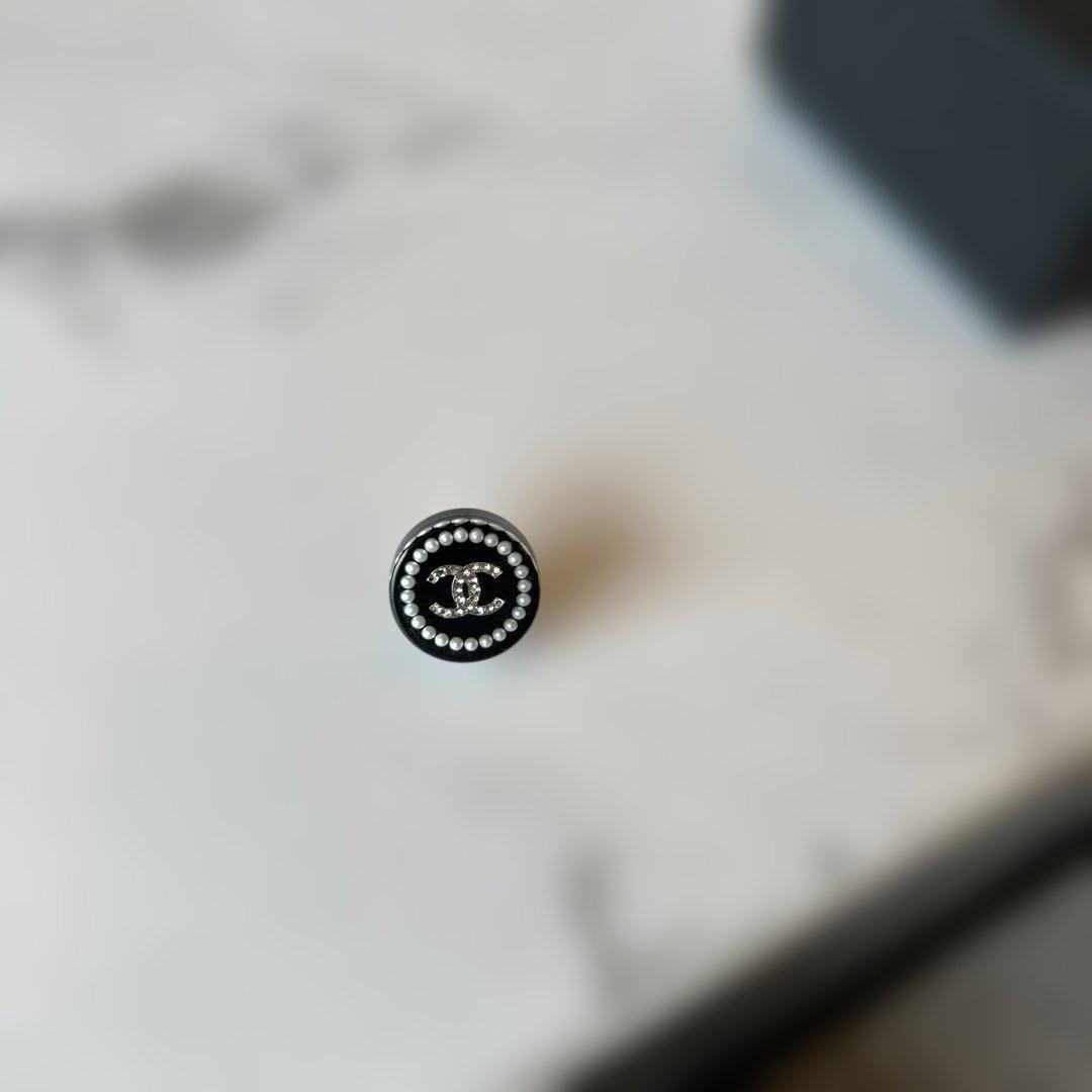 シャネル　ピアス　パール　ラインストーン　片方　片耳　キャッチ無し