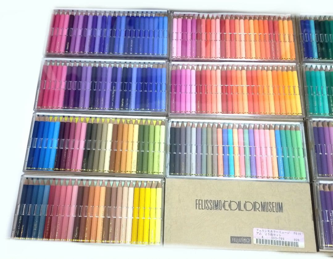 フェリシモ 色鉛筆 25色セット 15箱