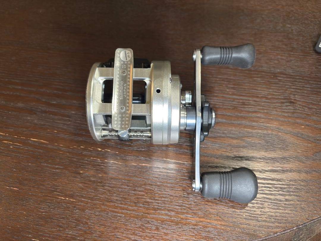 シマノ　13カルカッタ　400【ヘッジホッグスタジオベアリングチューン】