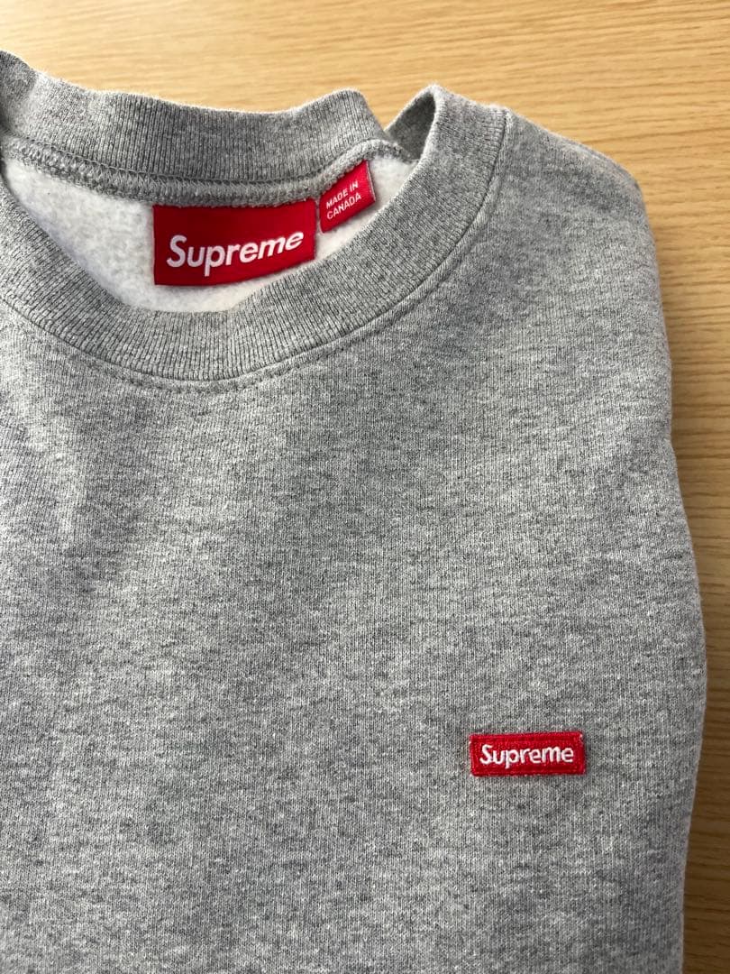 Supreme グレー スウェットトレーナー