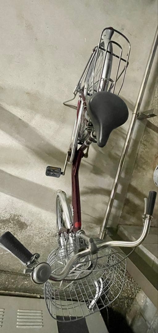 シティサイクル26インチ、リアキャリア付き