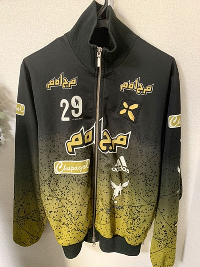 【adidas】渋谷店限定激レアジャージ(上のみ)