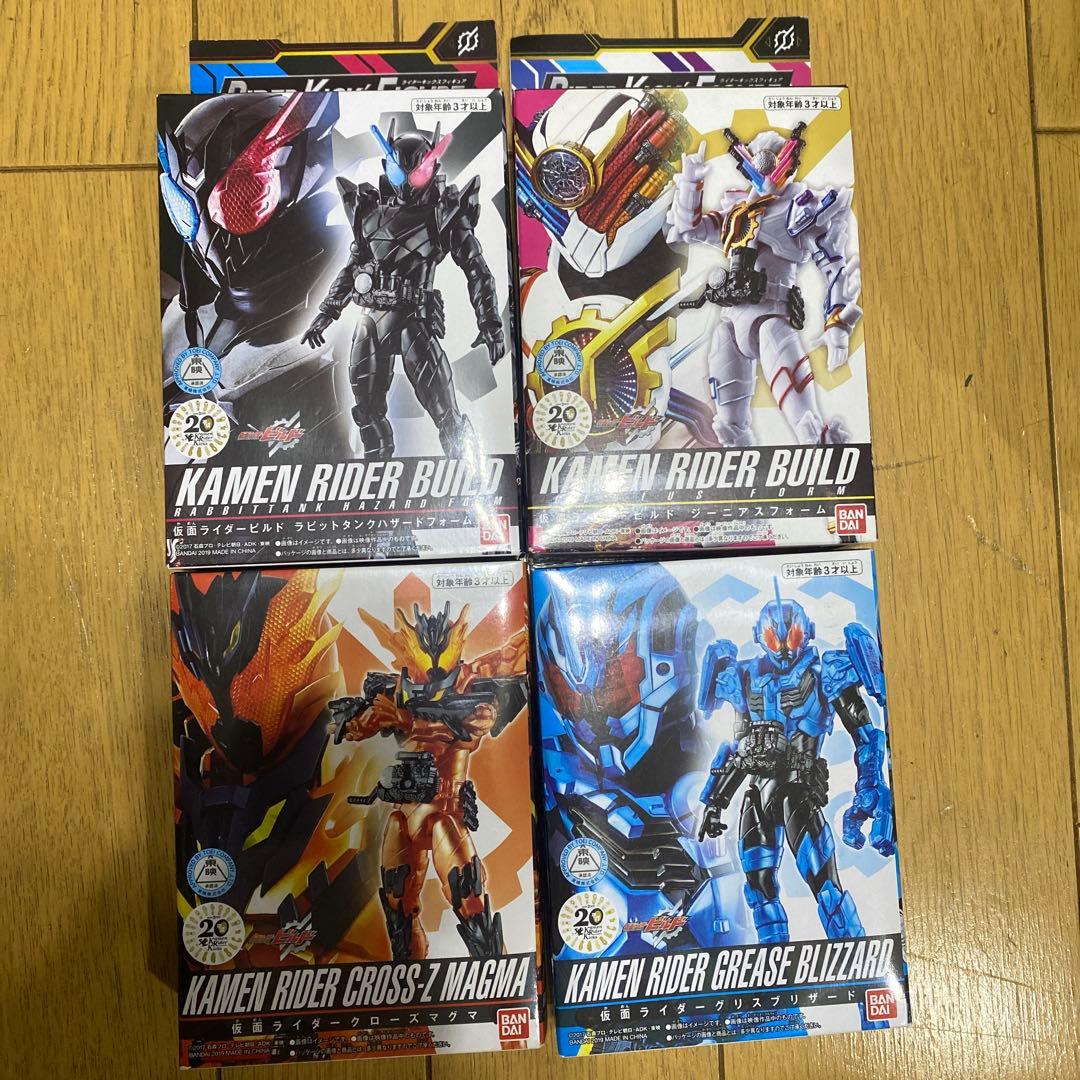 仮面ライダービルド　フィギュアセット 4体