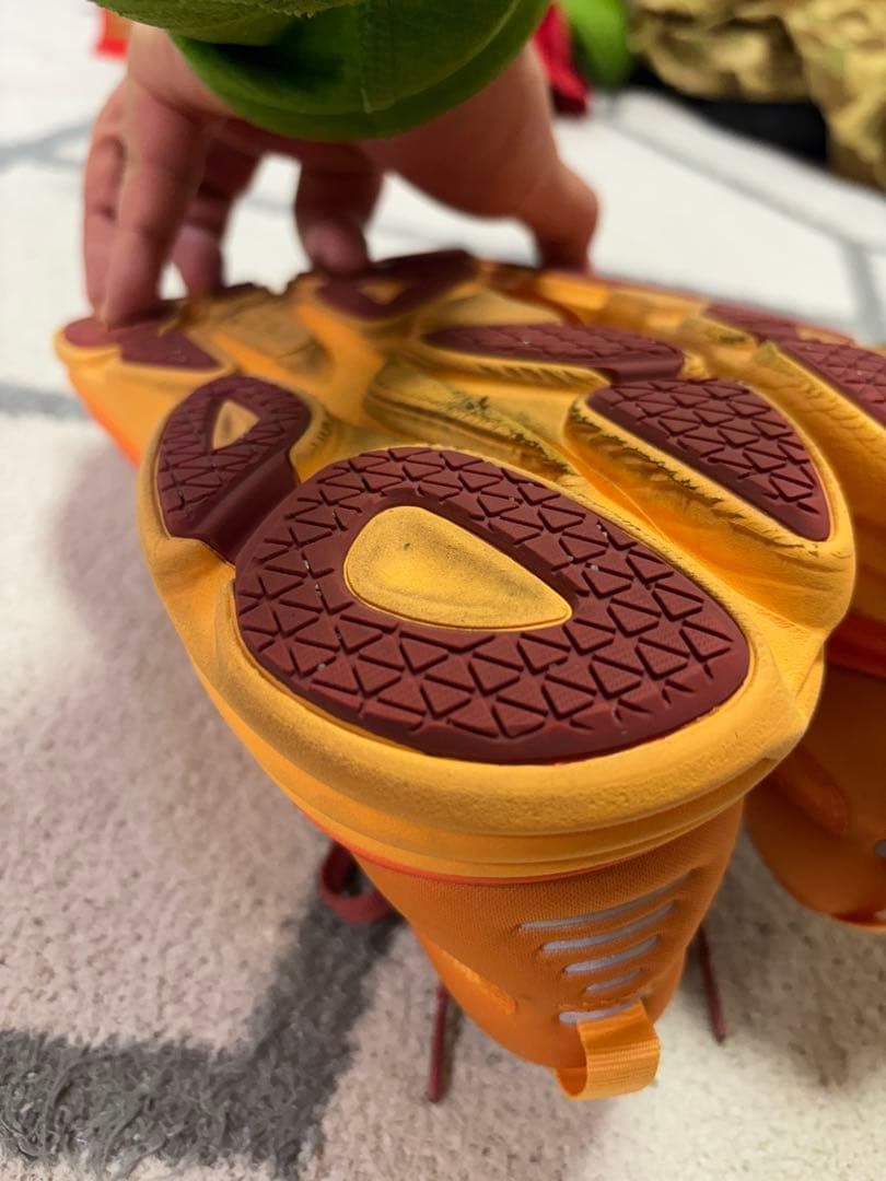 HOKA BONDI 8 ボンダイ（JPN日本28.0cm）オレンジ