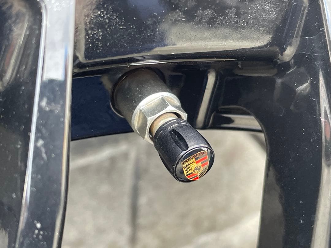 マカン専用設計ホイール 20インチ スタッドレス バリ溝付き 4本セット