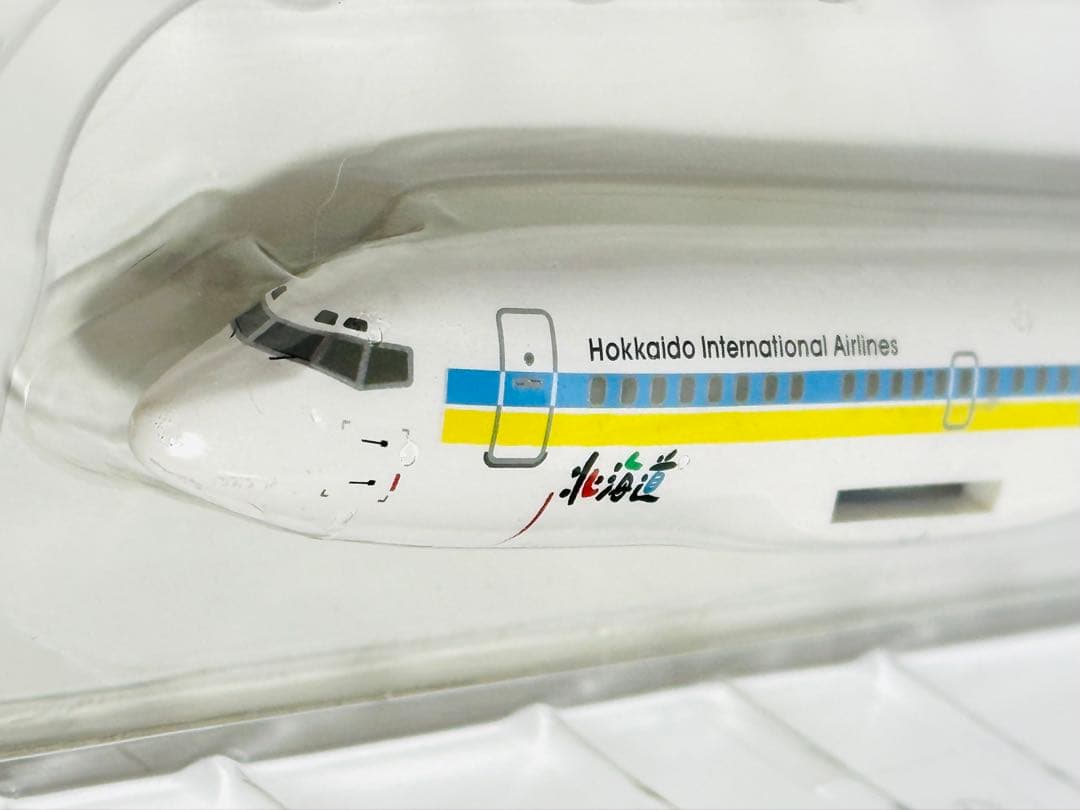 hogan 1/200 AIRDO B737-500 クロスウィング