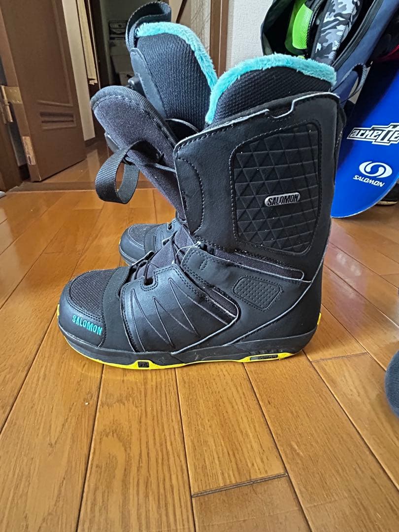 SALOMON スノーボードブーツ ブラック/ブルー