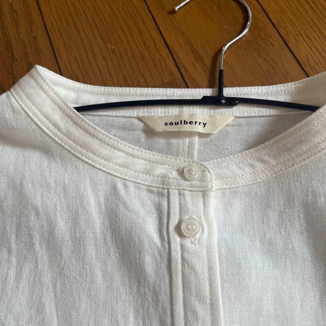 ソウルベリー　レースブラウス