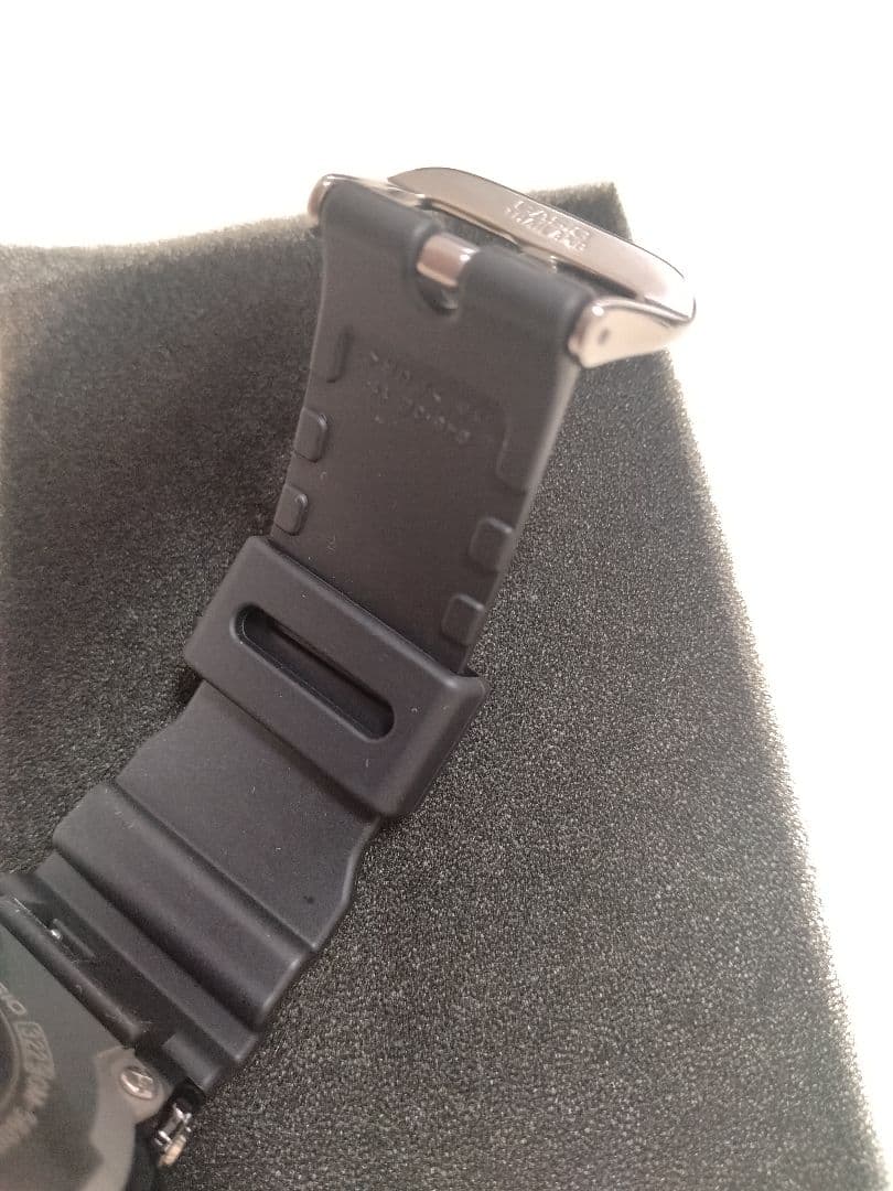 （76）【極美品】G-SHOCK GM-5600B ブラック　デジタル