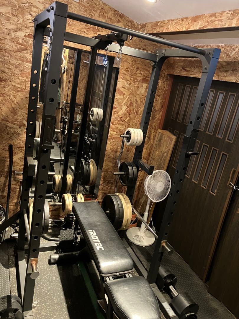 adidasハーフラック & マルチポディションベンチ