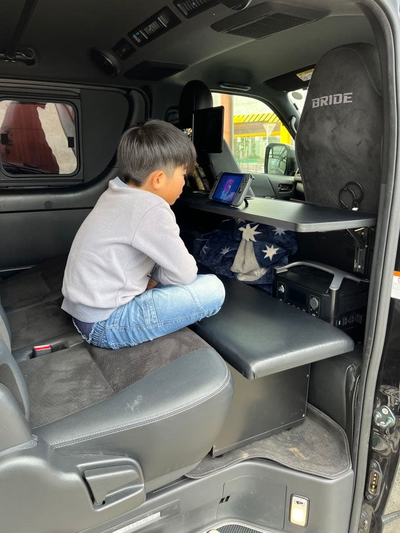 HTM☆さん　1月下旬以降分 ハイエース　折り畳み　セカンドテーブル　金具のみ