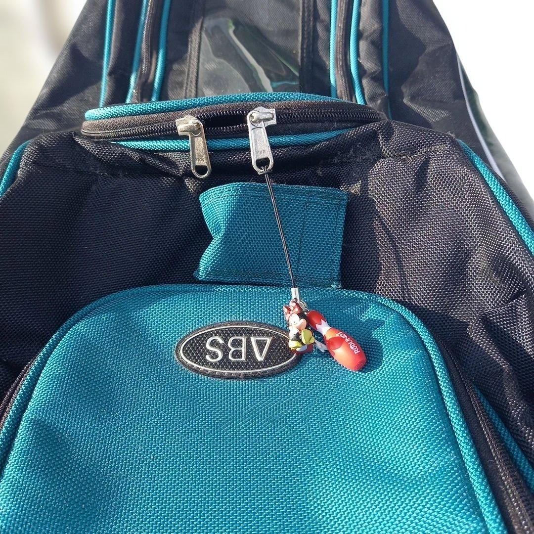 ABSブランドの「PRO-am」ボウリングバッグ（キャスター付き）