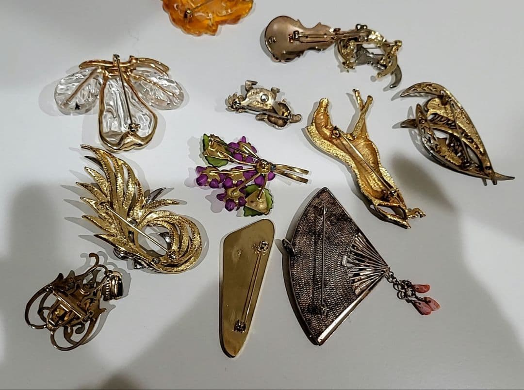 アンティーク　ヴィンテージ　ブローチ　まとめて　昭和レトロ　平成レトロ