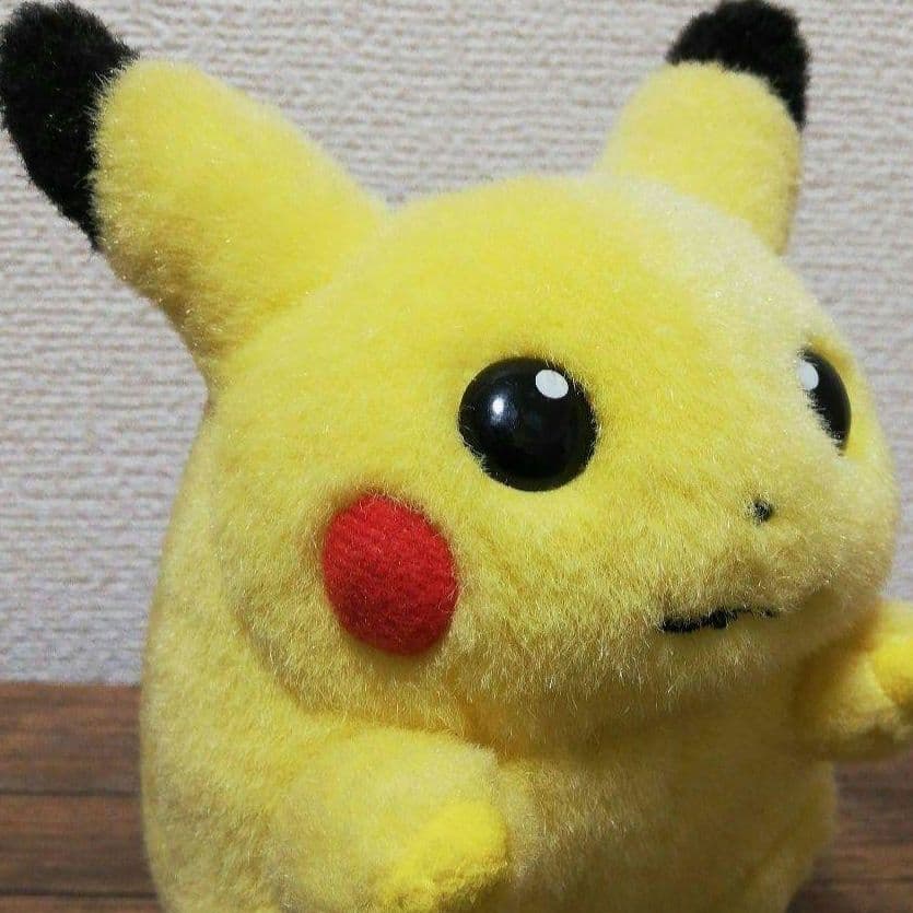 TOMY トミー 任天堂 初期 ピカチュウ ぬいぐるみ スクイーズ 顔バランス良