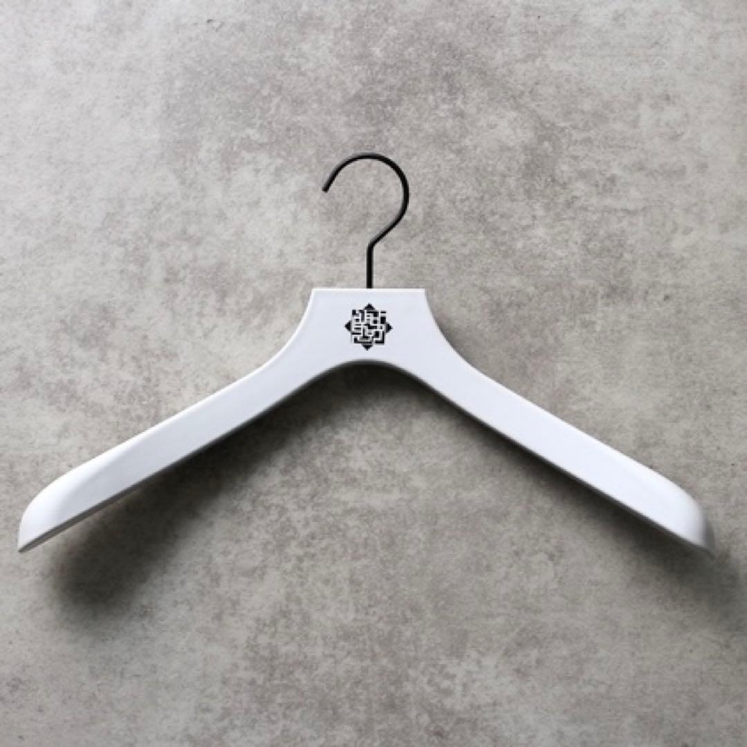 布袋寅泰 HOTEI× TAKEO KIKUCHI ハンガー