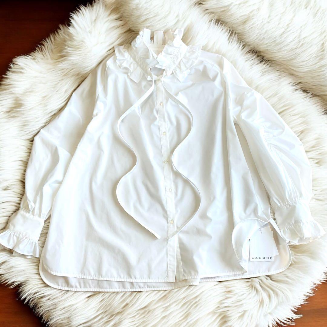 新品未使用タグ付き　CADUNE カデュネ フリル襟ブラウス　ボウタイ　シャツ