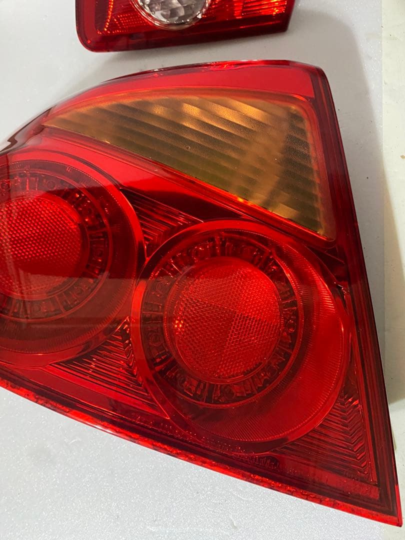 日産 スカイライン V35 純正テール 4点セット