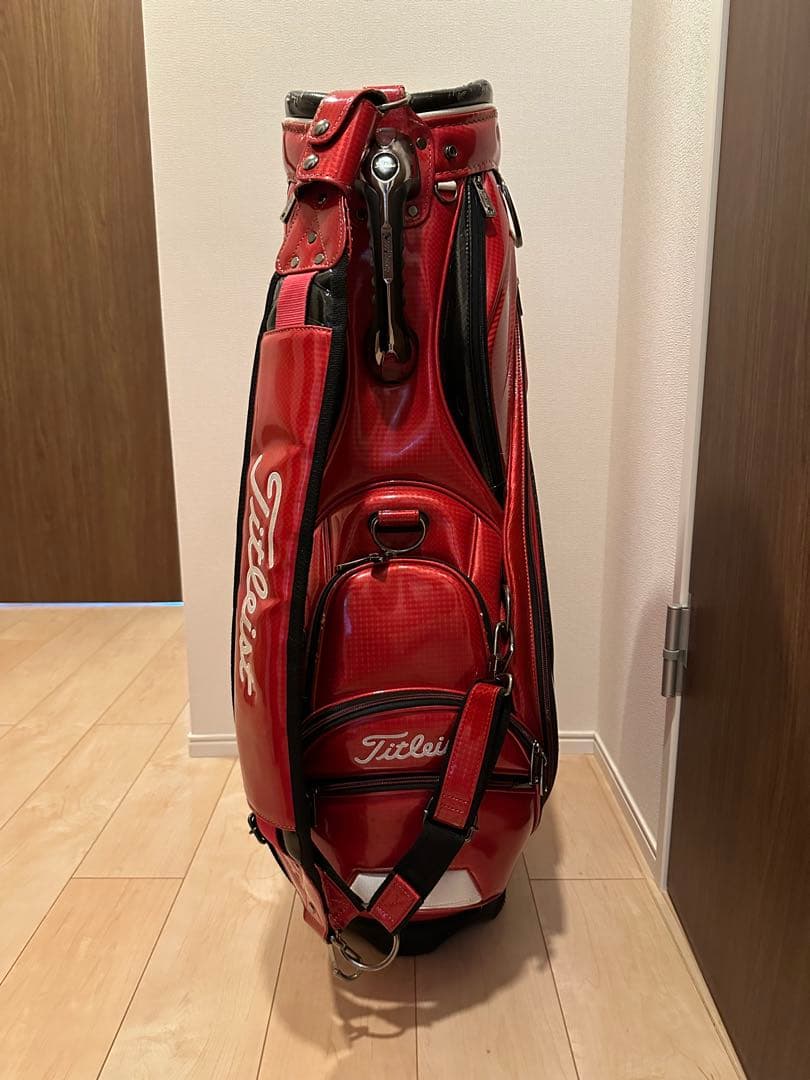 Titleist レッド キャディバッグ